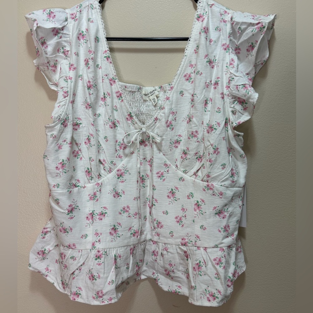 NWT Mixed Threads Los Angeles Top